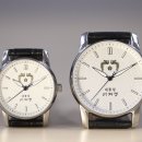 &#39;이재명 대통령 손목시계&#39; 첫 공개…뒷면에 &#39;국민이 주인인 나라&#39; 이미지