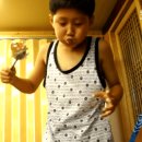 이강인 : 아유... 맛있는게 너무 많아요.gif 이미지