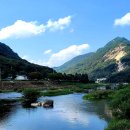 용궐산 하늘길 殘徒(잔도)를 따라서 거친 암릉을 통과하고 신비로운 섬진강 요강바위를 알현하다. 이미지