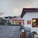 썬보석 | 제주 애월 카페 추천: 감성 브런치와 귀여운 마스코트가 있는 '카페 썬리(Sunly)' 방문 후기