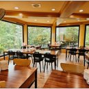 뜰안에 칼국수 이미지