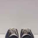 운동화 손세탁 전문점 | 어반 스트리트 화이트 블랙탭 스니커즈 더러워졌다면? 수원 운동화 손세탁 전문점에서 해결해드려요!