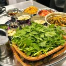 목구멍가로수길점 | 가로수길 미나리 삼겹살 맛집｜회식·소모임 최적화된 목구멍 가로수길점 후기