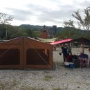 느티나무 캠핑장 이미지