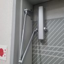 노후 도어체크(클로져) 교체 이미지