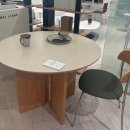 Point - 원형 | [식탁] 25평 원형 식탁 찾기 / 900mm 이하 세라믹 라운드 테이블 with 집이 좁아보이지 않는 다리모양과...