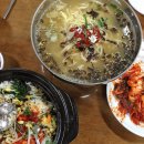 장미칼국수 이미지