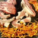 복돼지솥뚜껑생삼겹살 이미지