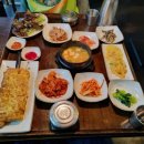 더심플한테이블