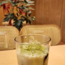 텐퍼센트 | 해운대마리나 텐퍼센트 말차라떼 후기｜크리스마스 분위기 예쁜 카페