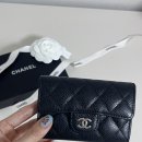 샤넬 디자인 | 샤넬 카드지갑 블랙 은장 사용 후기 가죽 디자인 내구성