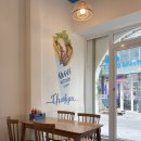 [베트남 나트랑 맛집]그릭키친 (Greek Kitchen) : 비프 피타랩 / 피타 딥스 / 그릭요거트 후기