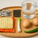 [생활 라면 끓이기 제1편] 국물 맛이 확 달라지는 방법 – 라면, 물 말고 육수로 끓여보세요