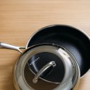 꼼꼼키친 | 매일 생선 굽는 엄마가 선택한 후라이팬 – 코팅력·무게까지 꼼꼼후기