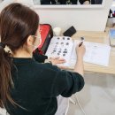 커트앤모어헤어커트학원 이미지