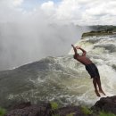 지구촌 수영장 이미지