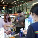 세븐일레븐 앞 이미지