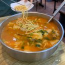 [서울시 강서구 방신전통시장] - 칼국수와 반찬이 맛있는 밥집 방문 후기 (바지락 얼큰 칼제비)