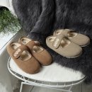 UGG 클로이 벨크로 프리미엄 슬리퍼 230 이미지