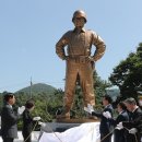 민주당 "백선엽 장군 친일파 문구 삭제한 尹정부, 국민의힘 뿌리는 친일파냐" 이미지