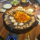 무쇠김치삼겹 - 남구 유엔평화로 26 | 무쇠김치삼겹