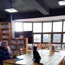할아버지와 도서관 그리고 고양이 이미지