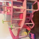 Barbie house 팝니다 이미지