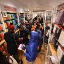 유니클로 앞 이미지