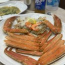 대게고을 앞 | [속초 1박2일] 속초 비오는날 / 옛고을순두부 / 오션뷰 카페 셜터 SHLTR / 양양 낙산사 / 속초 아이파크...