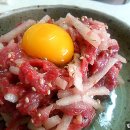 육회한접시