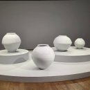 대호갤러리 | 전시회 추천] 페이스갤러리 박영숙 개인전 이우환 협업 달항아리 작품 <When Form Meets Gesture...