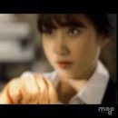 11년 전 뮤직비디오에 출현하셨던 울 배우님의 귀여운 배경화면 사진!!🐰🤍 이미지