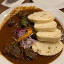 카를교 도보 도보 3분, 꼴레뇨와 굴라쉬 맛집 코젤로브나(Kozlovna Apropos) 후기 [체코/프라하]