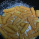 I cooked mac and cheese use cheetos puffs 이미지