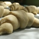 크루아상 이미지