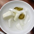 물만난 버섯 이미지