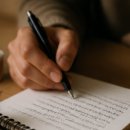 글씨만 봐도 티가 납니다…" 전문가들이 말하는 사람의 숨겨진 성격 5가지 이미지