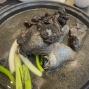 둠지능이버섯백숙 이미지