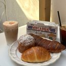 용산2농장 | 용리단길찐맛집 왓어브레드 용산점 MBTI빵 베이커리 카페 (명란바게트, 소금빵 추천)