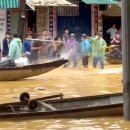 베트남 다낭과 호이안의 태풍 피해 현장 이미지