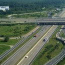 아우토반정비 이미지