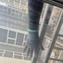 한신더휴(아파트 내) | 아산 한신더휴 아파트 거실 유리창 청소 후기 | 신축인데도 뿌연 유리, 말끔하게 해결!