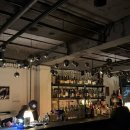 영롱테이블 | [강남/신논현 술집 칵테일 바] 감성과 맛을 모두 잡은 아지트, 믹스드테이블 솔직 후기(카이막 멜론 추천!)