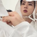 '스카프를 둘러도 눈부신 美의 남신' 방탄소년단(BTS) 진, 엘파소 투어 현장 사진 공개…두근두근~♥ 이미지