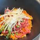 오늘은 육회 내일은 연어 이미지