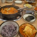 월수금통돼지 이미지