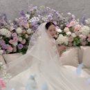 아름다운 네일 어썸드레스 | 🕊️W19. 부산 아이폰스냅 - 파포미스냅(fafome) 본식 촬영 후기