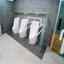 산하 공중화장실 이미지