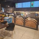 백경빌딩 | 이수역맛집 벌툰 이수역점 후기｜만화책·OTT·굿즈까지 즐기기