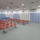 스케이트 대여실 옆 이미지